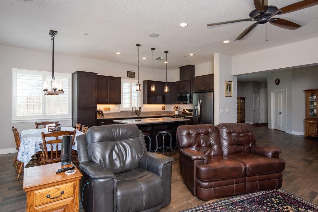 2360 Mustang Drive