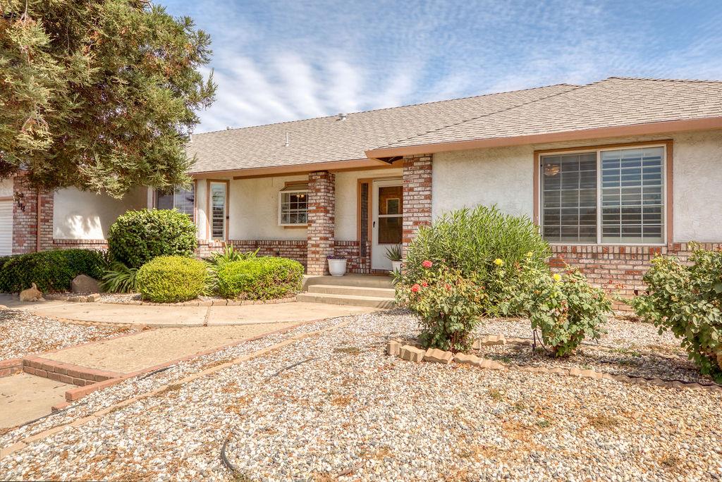 512 Thompson Way