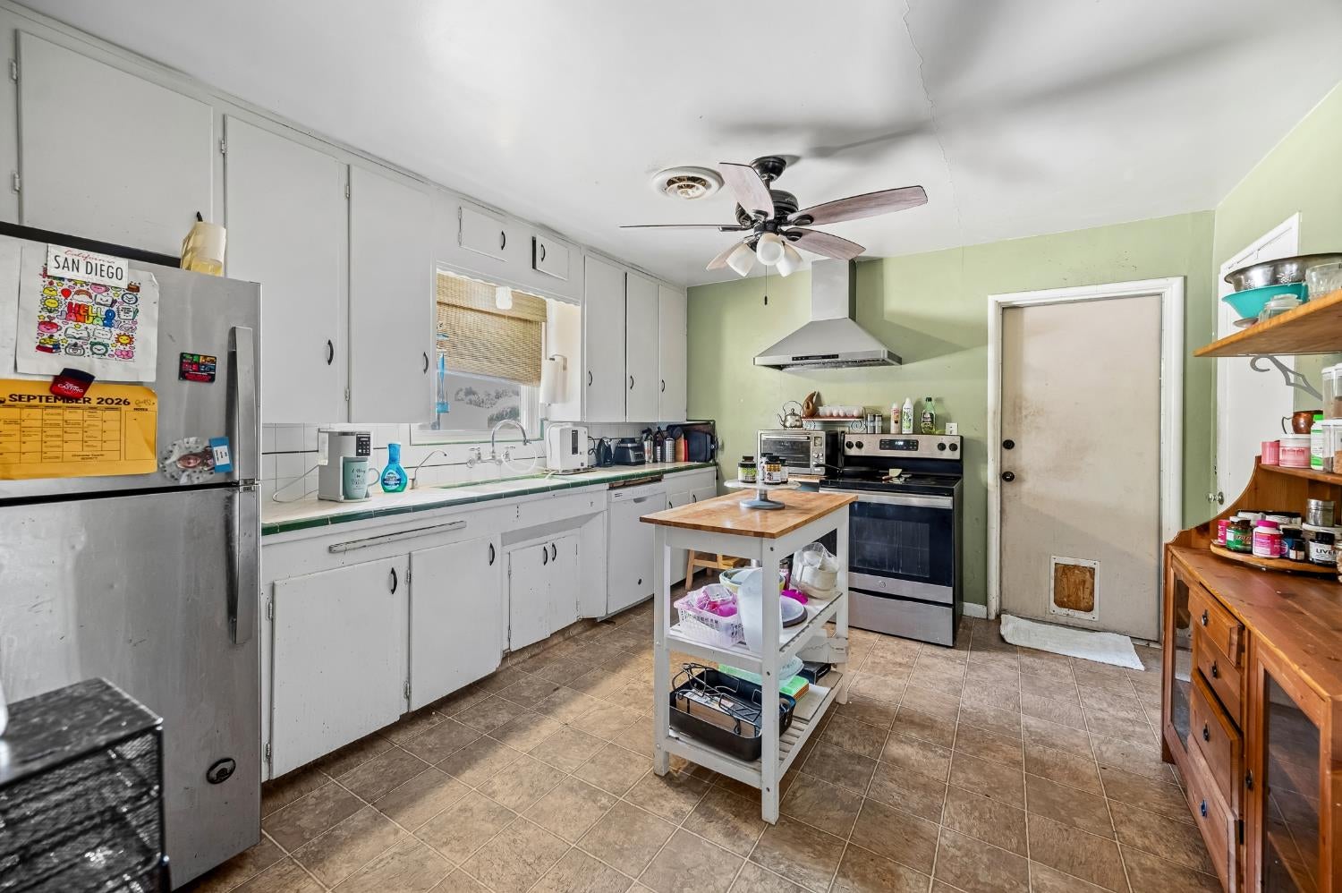 1402 W 22nd Street