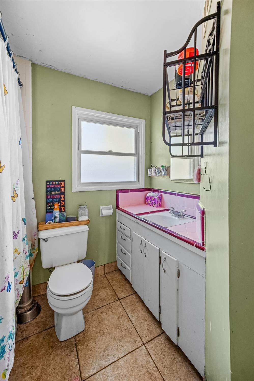 1402 W 22nd Street