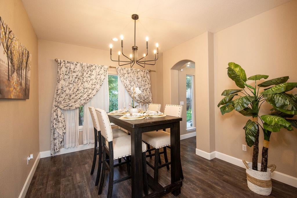 748 Valley View Drive