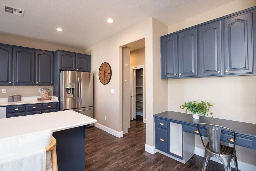 748 Valley View Drive