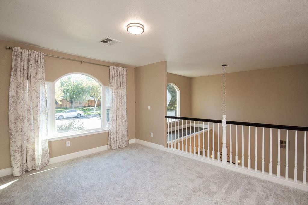 748 Valley View Drive