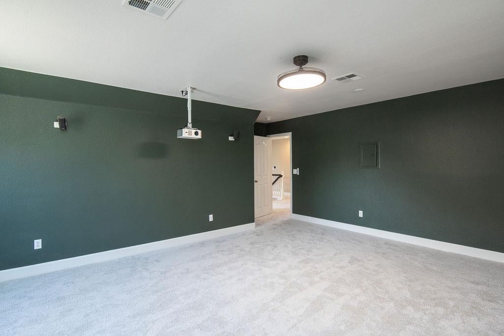 748 Valley View Drive