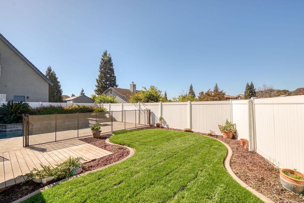 748 Valley View Drive