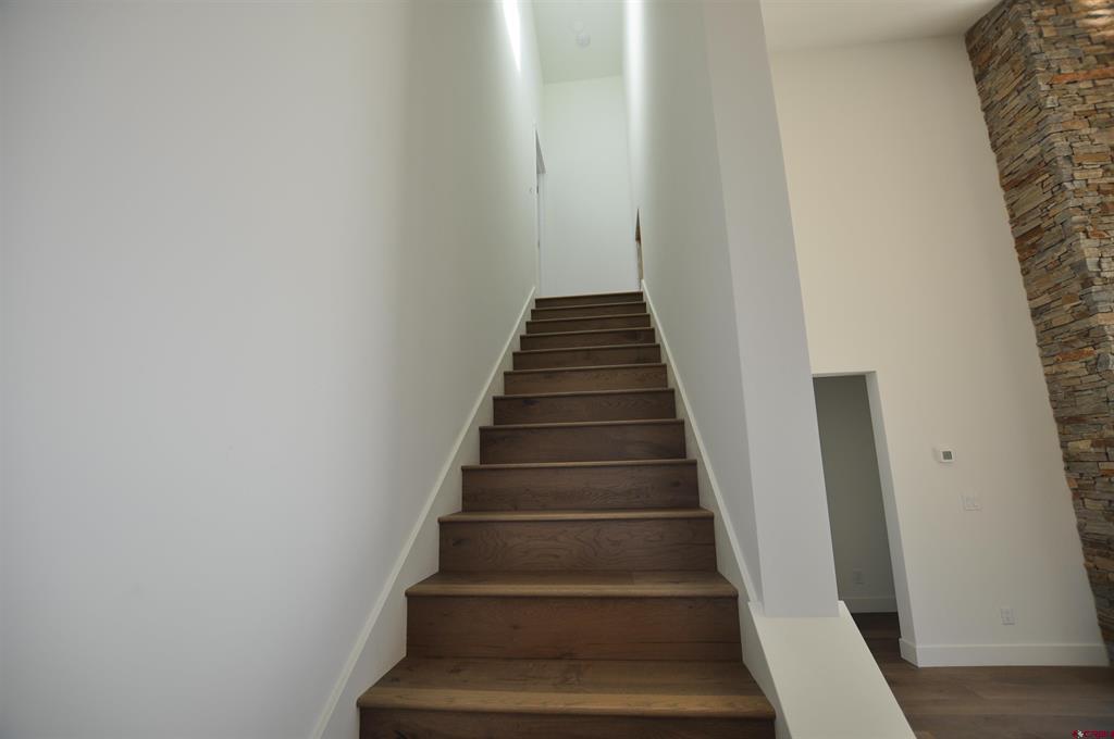 157 Glade Court