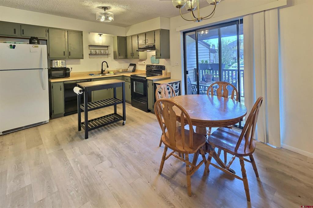1210 Avenida del Sol Unit: 525