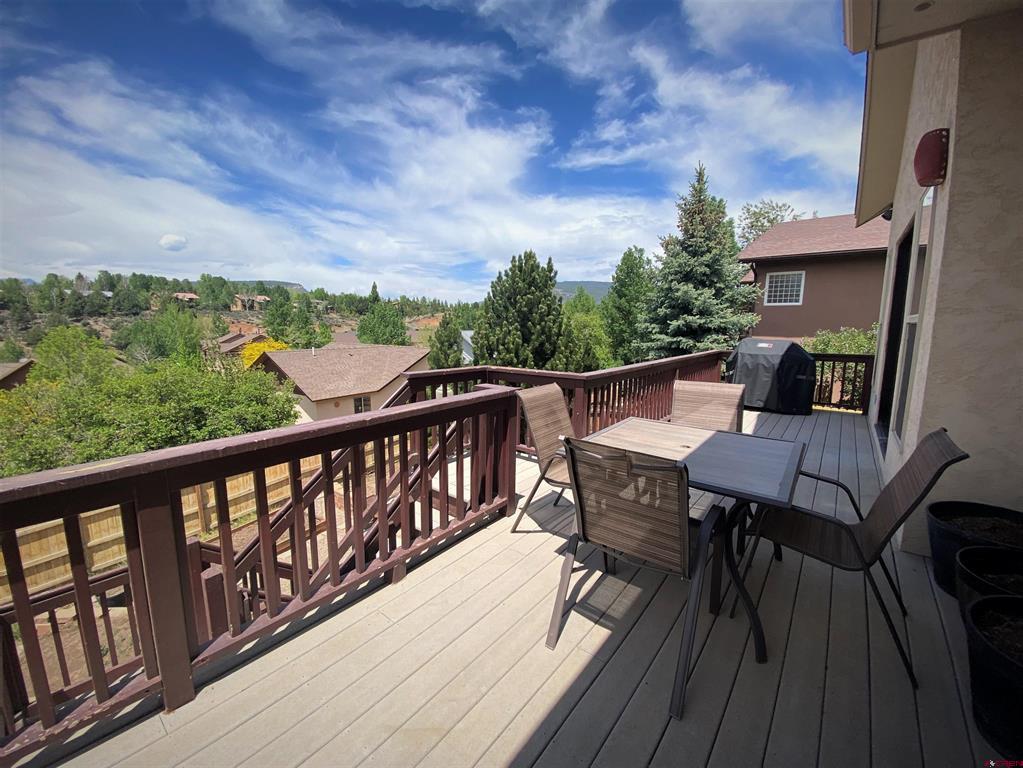 15 Ophir Drive