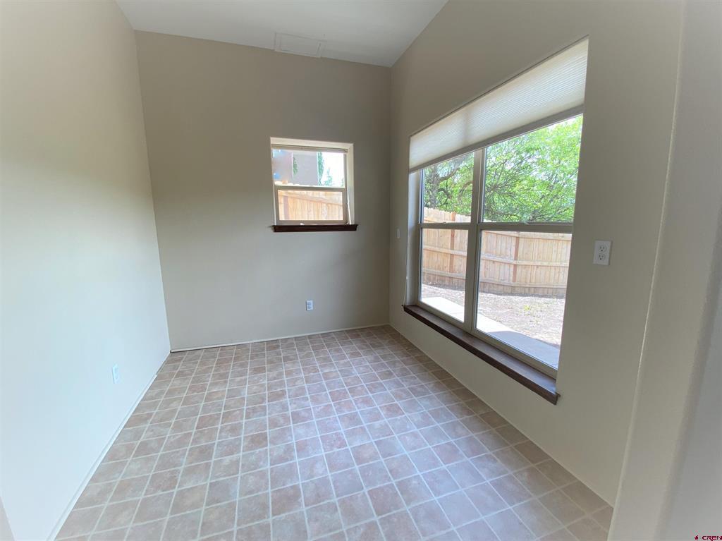 15 Ophir Drive