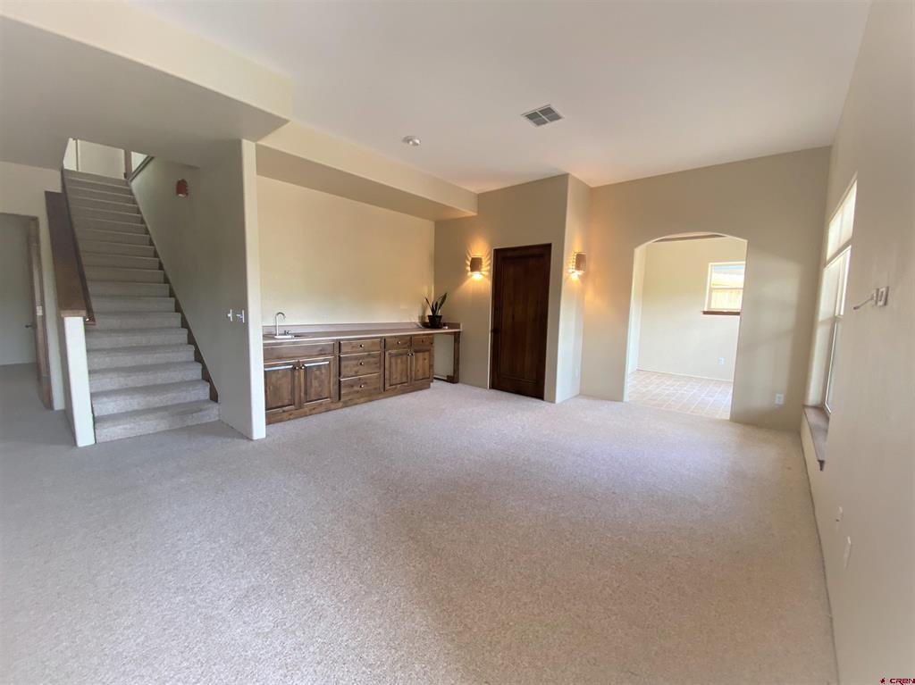 15 Ophir Drive