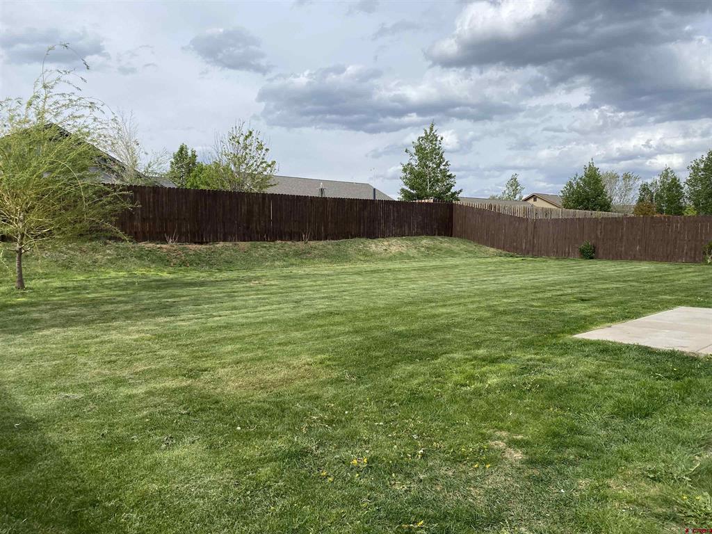 817 Hickory Ridge