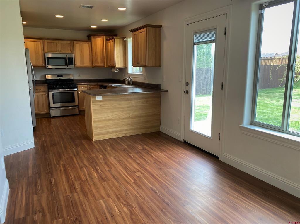 817 Hickory Ridge
