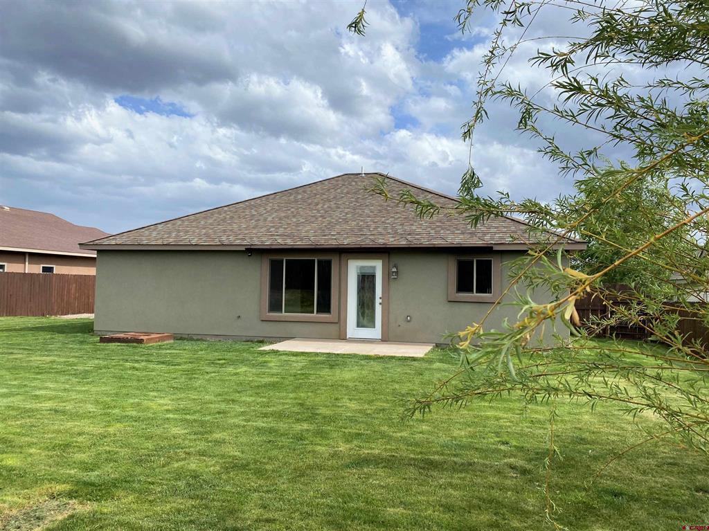 817 Hickory Ridge