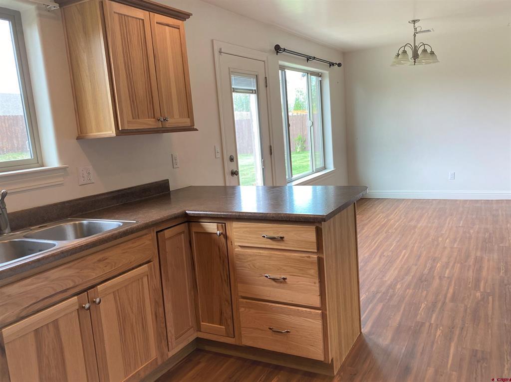 817 Hickory Ridge