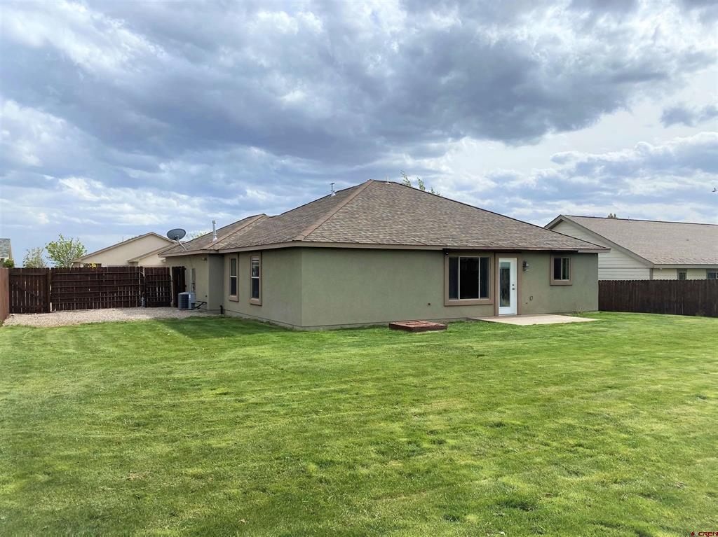 817 Hickory Ridge