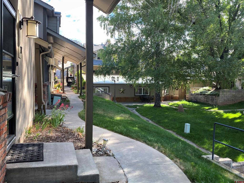 161 E 33rd Street #16 Unit: #16
