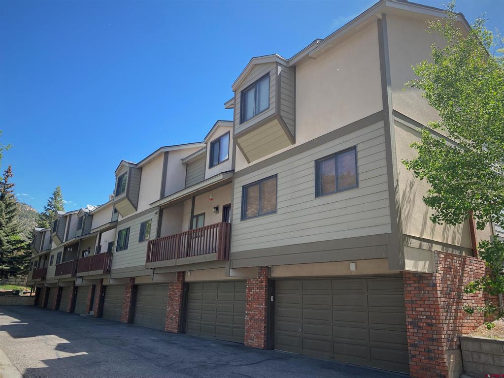 161 E 33rd Street #16 Unit: #16