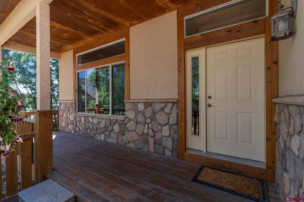 77 Hunter Court