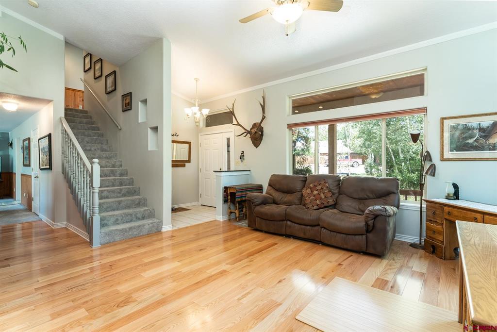 77 Hunter Court