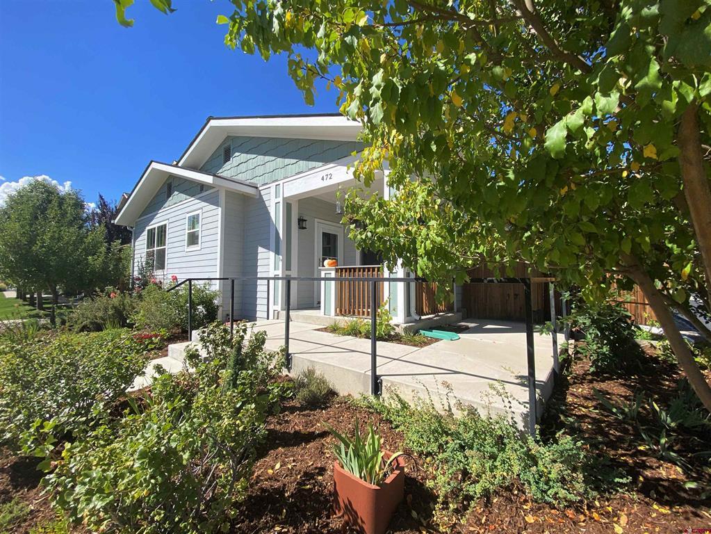 472 Clear Spring Ave