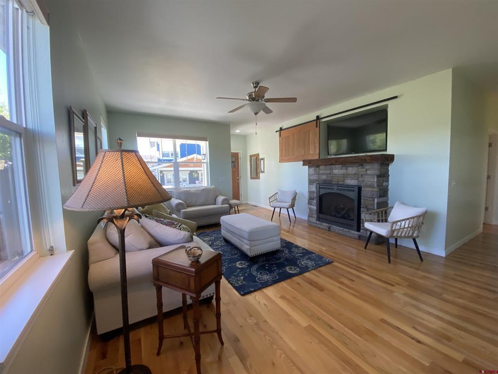 472 Clear Spring Ave