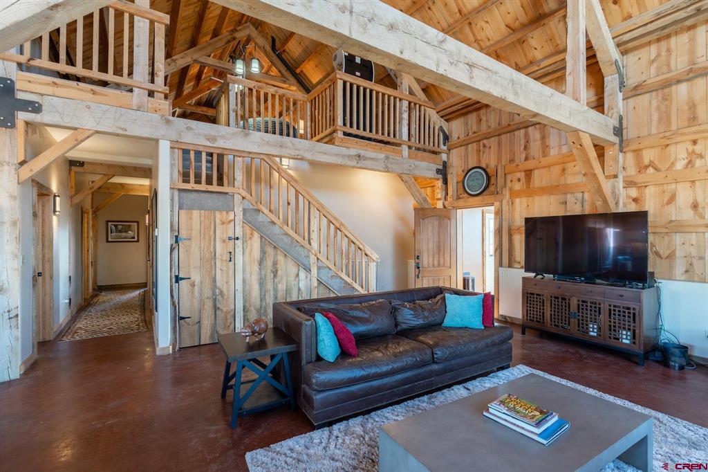 103 Lone Pine Gulch Road