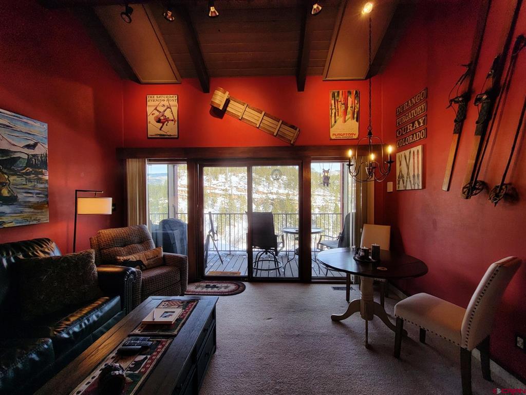 961 N Tamarron Drive Unit: 626
