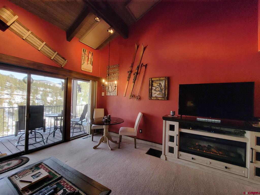 961 N Tamarron Drive Unit: 626