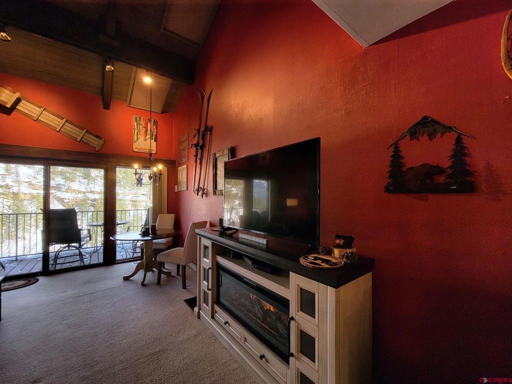 961 N Tamarron Drive Unit: 626