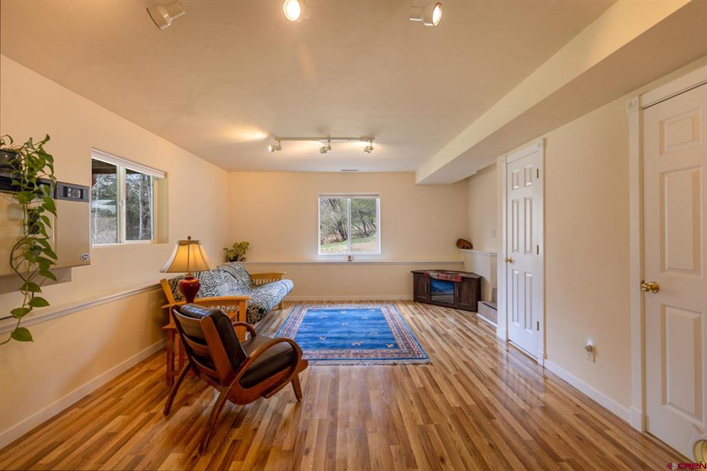 460 E Valley View Drive