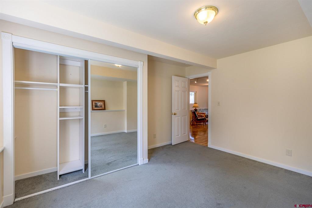 460 E Valley View Drive