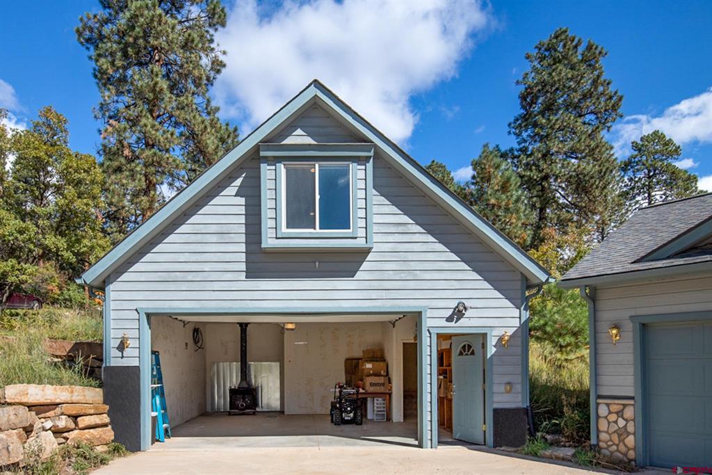 460 E Valley View Drive