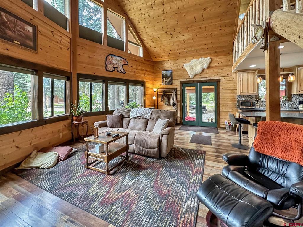 604 W Grimes Creek Road