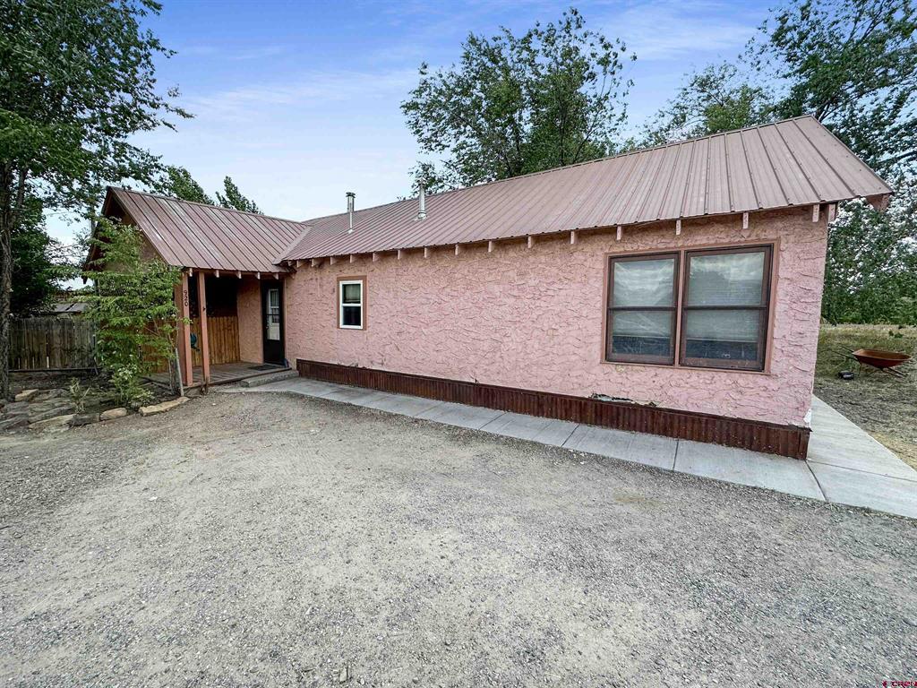920 Bayfield Parkway