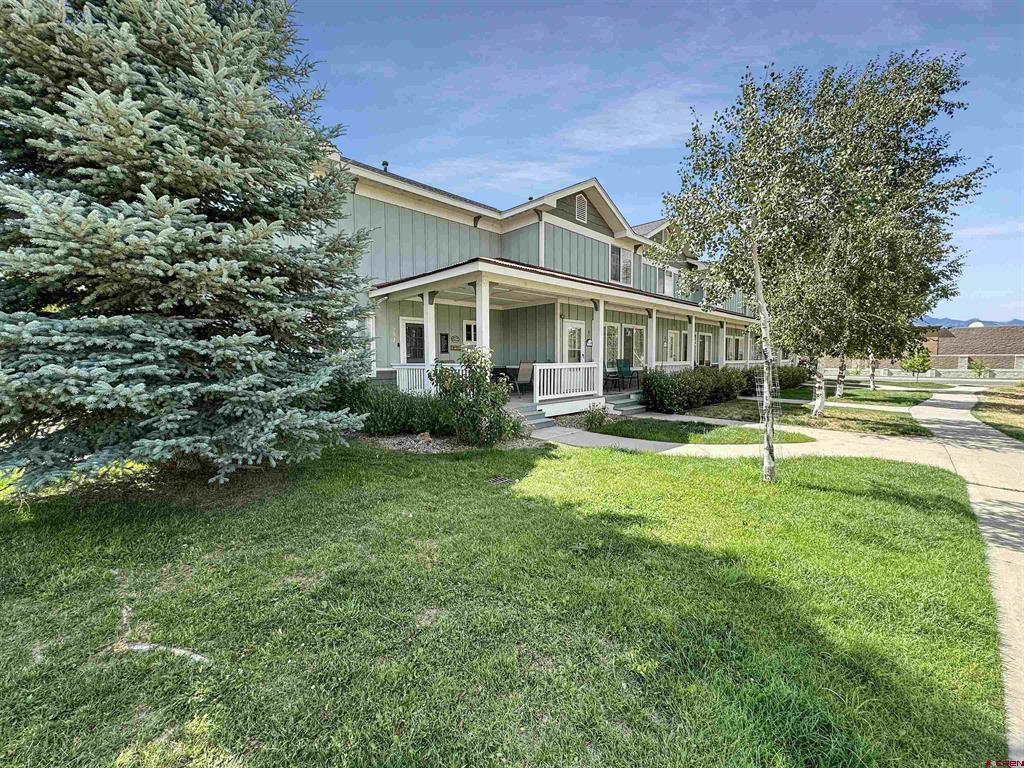 20 Timberline Drive Unit: J