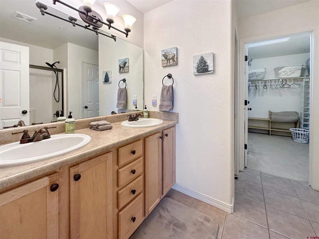 20 Timberline Drive Unit: J