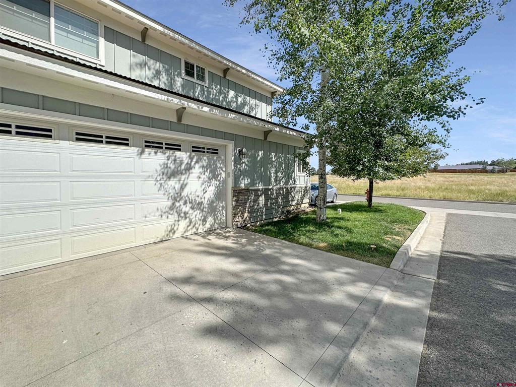 20 Timberline Drive Unit: J