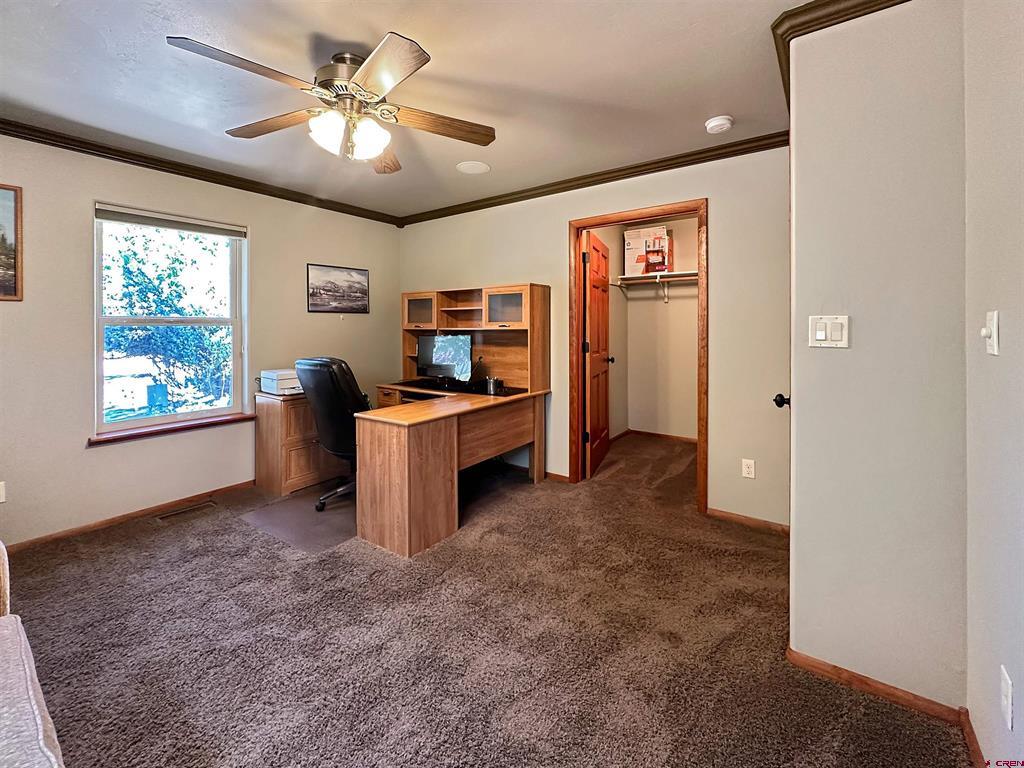 4 Molas Drive