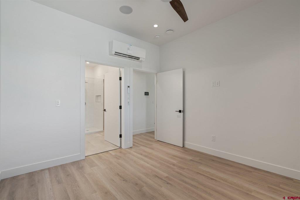 123 Pioneer Ave