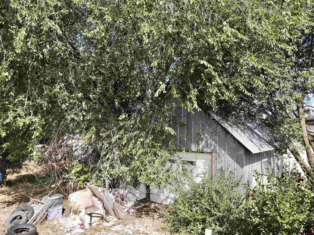 16 E Mill Street