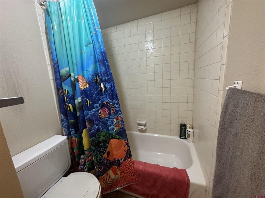 300 W 32nd St   #205 Unit: 205