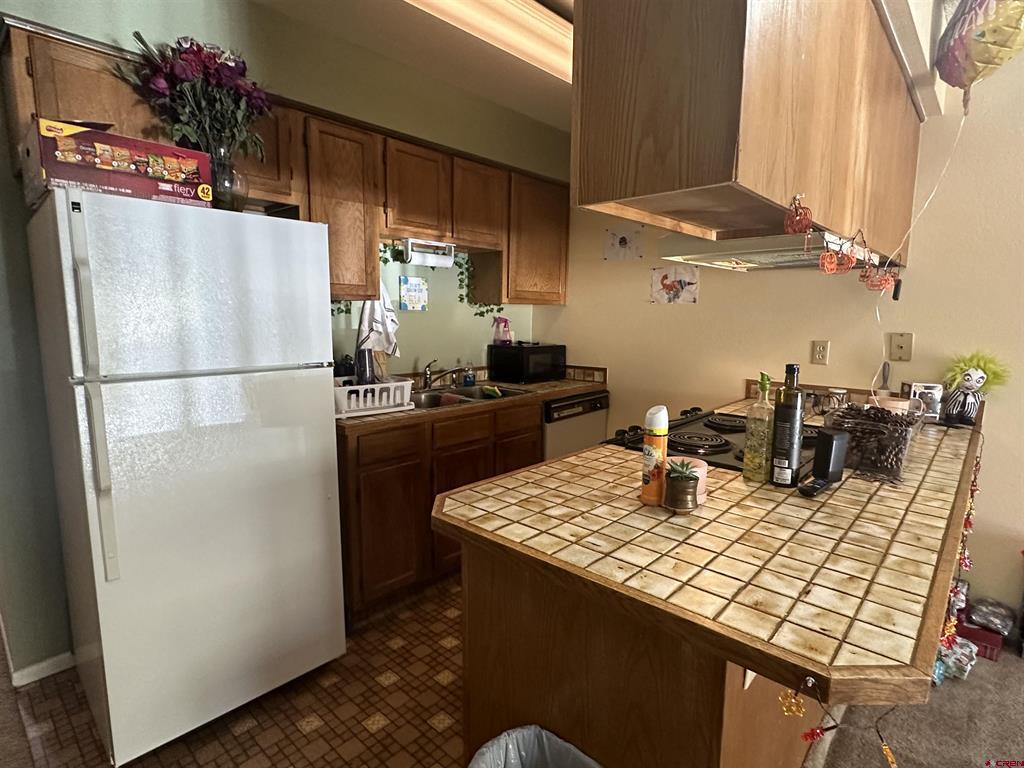 300 W 32nd  Unit 208 Unit: 208
