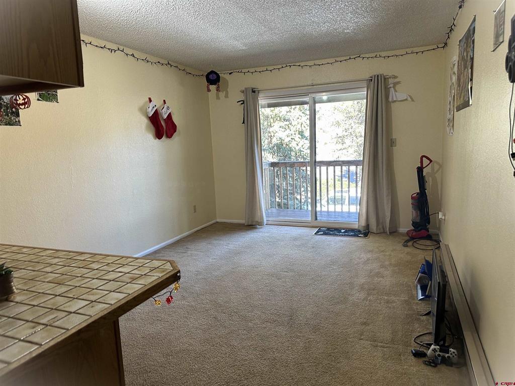 300 W 32nd  Unit 208 Unit: 208