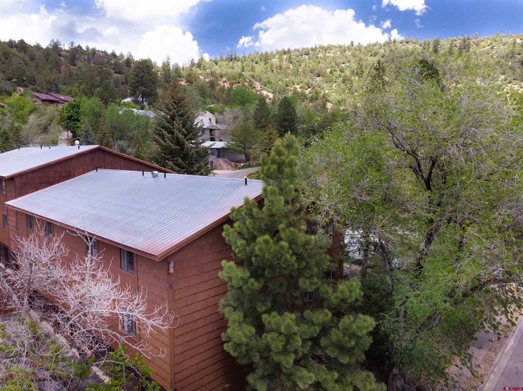 300 W 32nd  Unit 208 Unit: 208