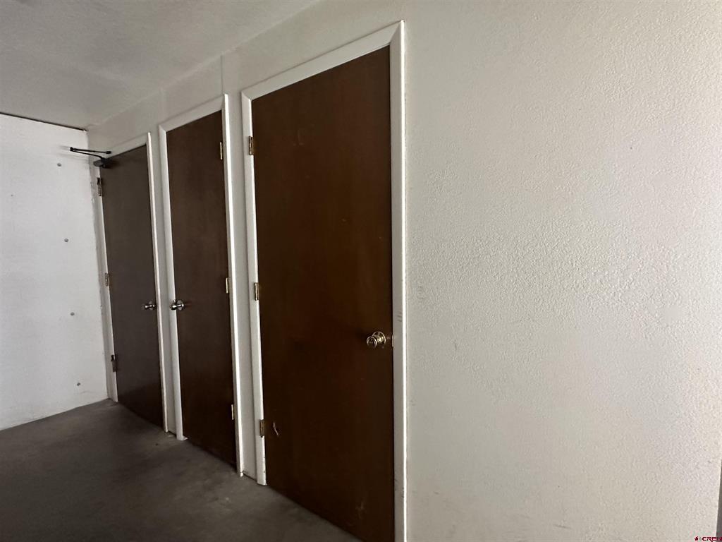 300 W 32nd  Unit 208 Unit: 208