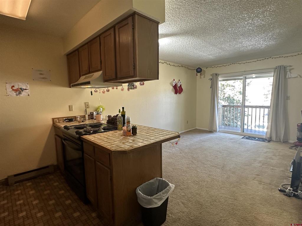 300 W 32nd  Unit 208 Unit: 208