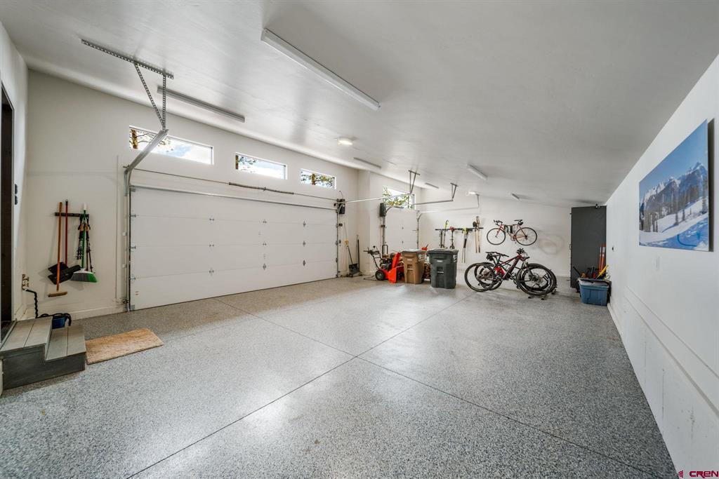 95 Incline Court