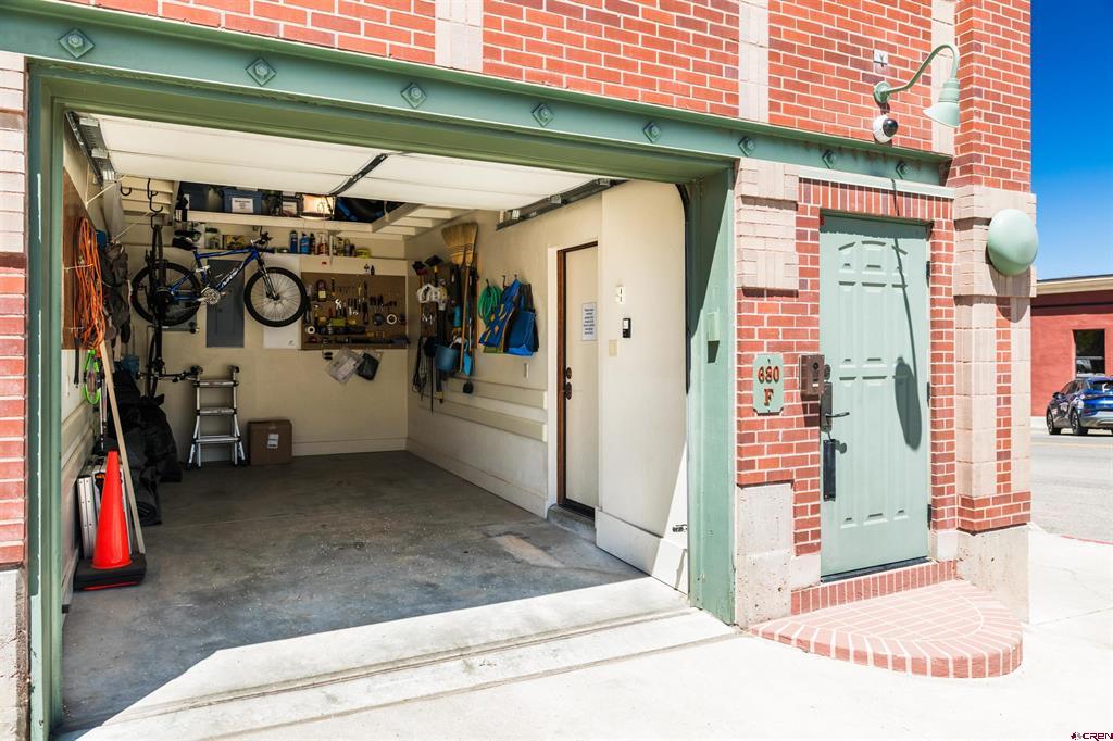 680 Main Avenue Unit: 6