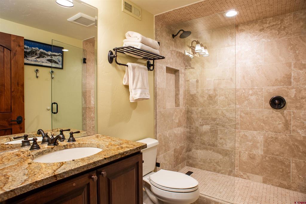 680 Main Avenue Unit: 6