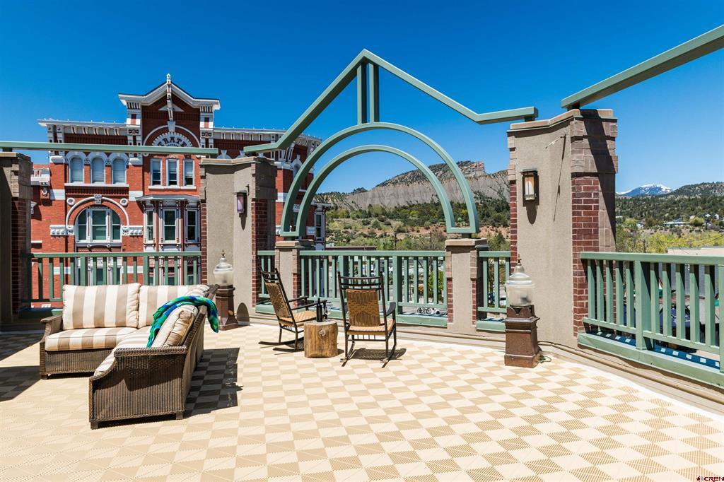 680 Main Avenue Unit: 6